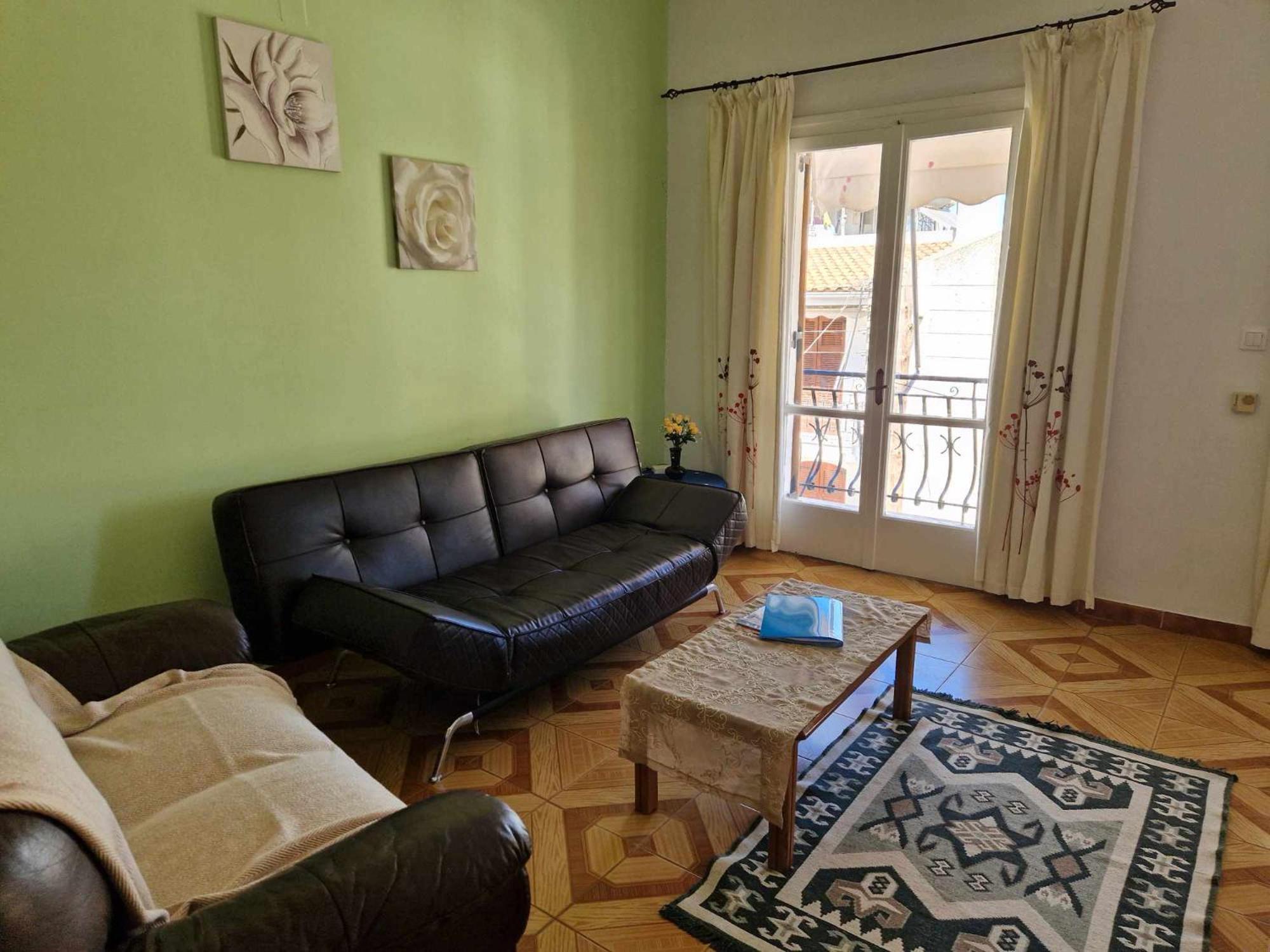 House Apartment *